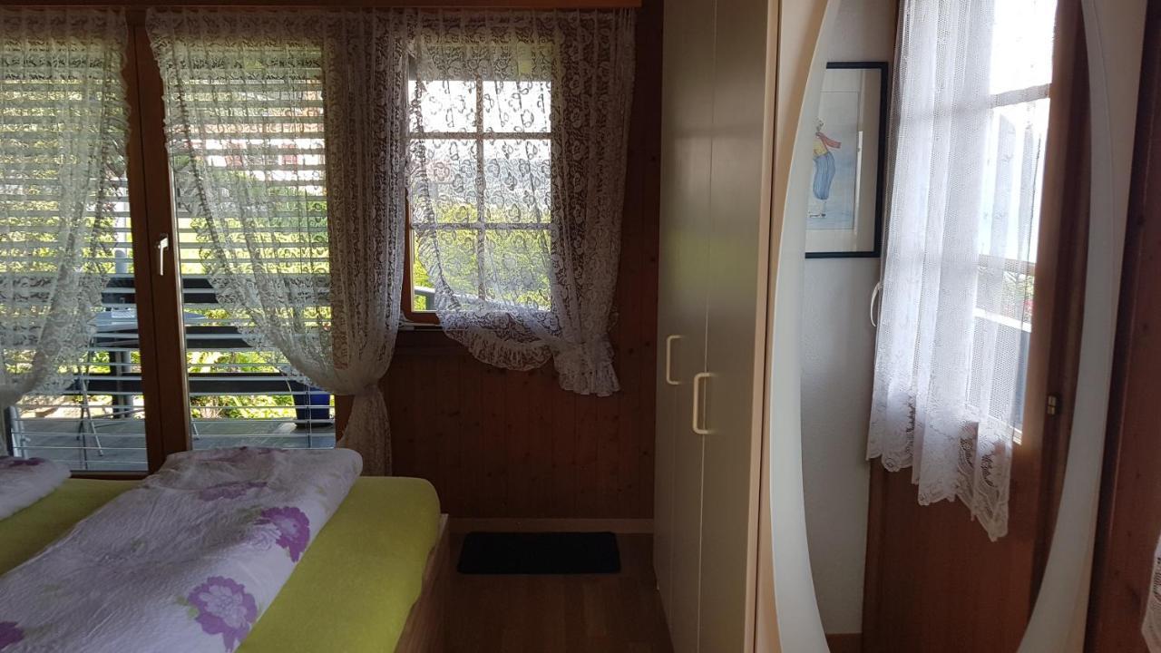 Traumhaftes Chalet Mit Seesicht Krattigen Экстерьер фото
